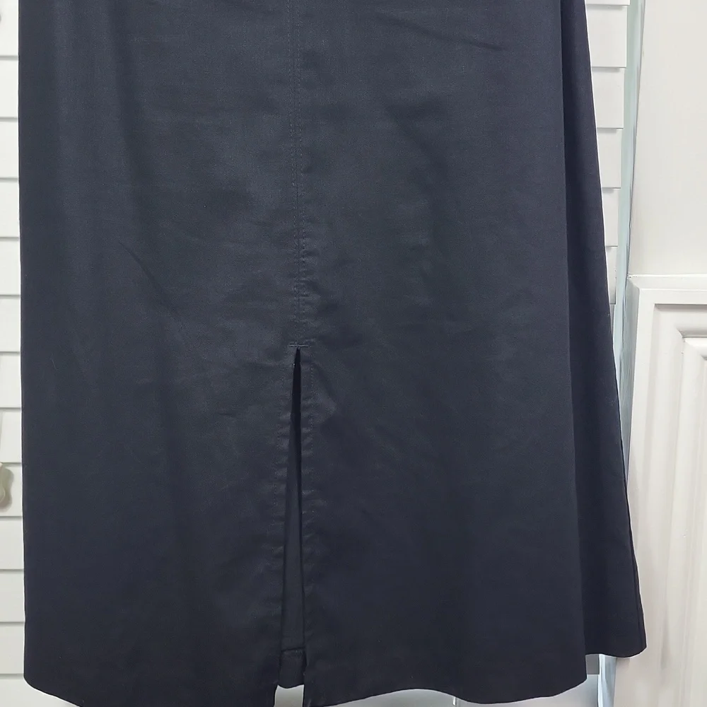 Banana Republic linen blend Classic Black Sleeveless Belted Midi Dress. Size 10‎